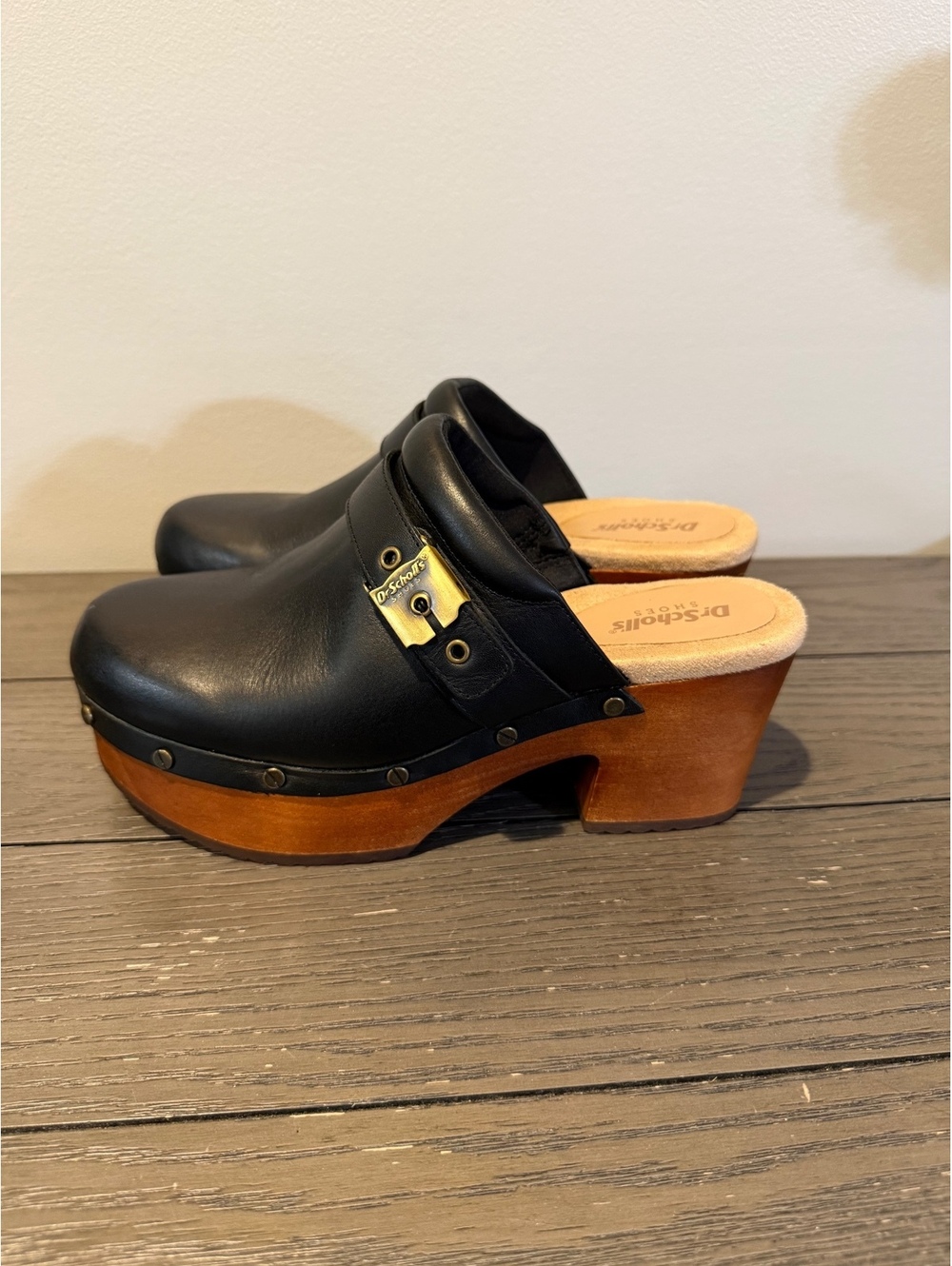 Dr. Scholl's Black Leather Clogs Women’s Size 6.5